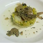Castello Di Pavone 호텔 파본느카나베세