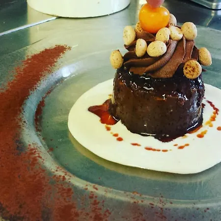 Castello Di Pavone فندق