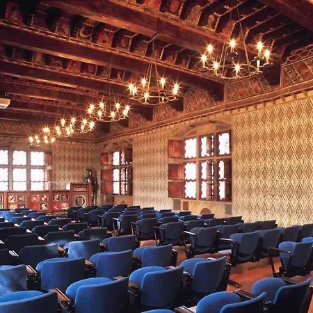 Castello Di Pavone Hotel 4*