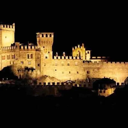 Castello Di Pavone Hotel