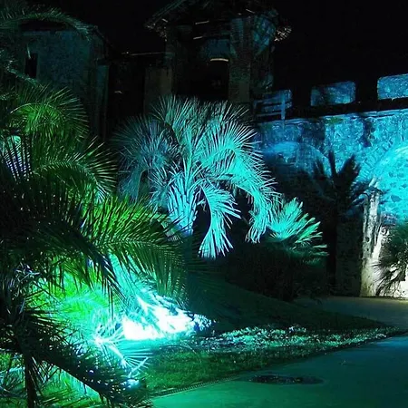 Castello Di Pavone 4*