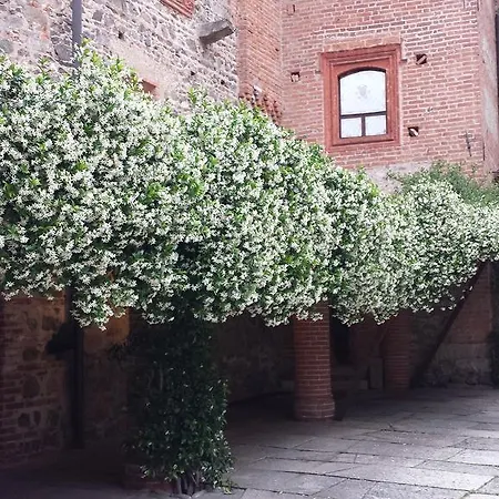 Castello Di Pavone 4*