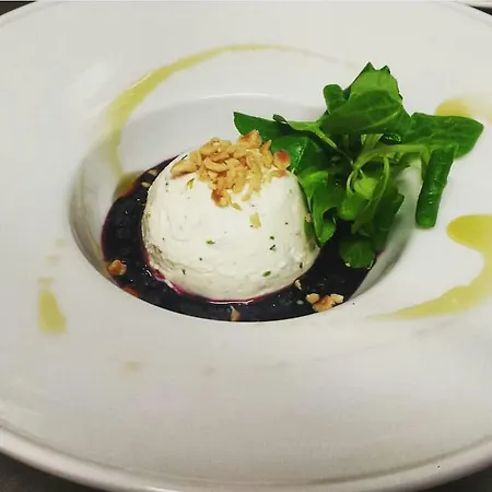 Castello Di Pavone Pavone Canavese