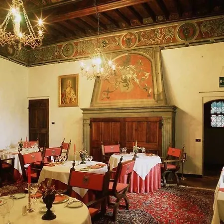 Castello Di Pavone Pavone Canavese