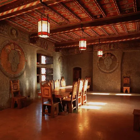 Hotel Castello Di Pavone 4*