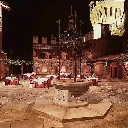 Hotel Castello Di Pavone Pavone Canavese