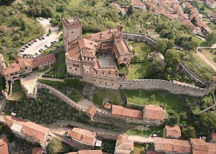 Hotel Castello Di Pavone 4*