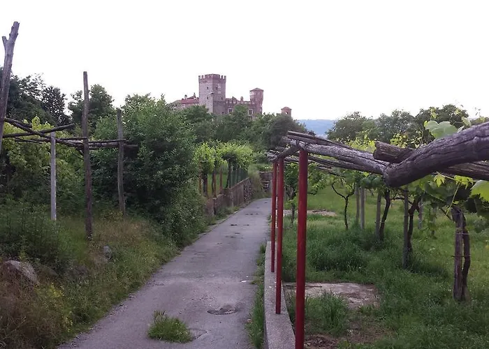 Hotel Castello Di Pavone Pavone Canavese