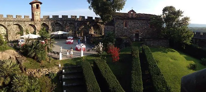 Hotel Castello Di Pavone 4*