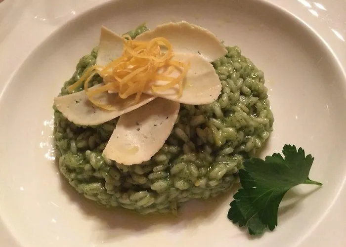 Hotel Castello Di Pavone 4*