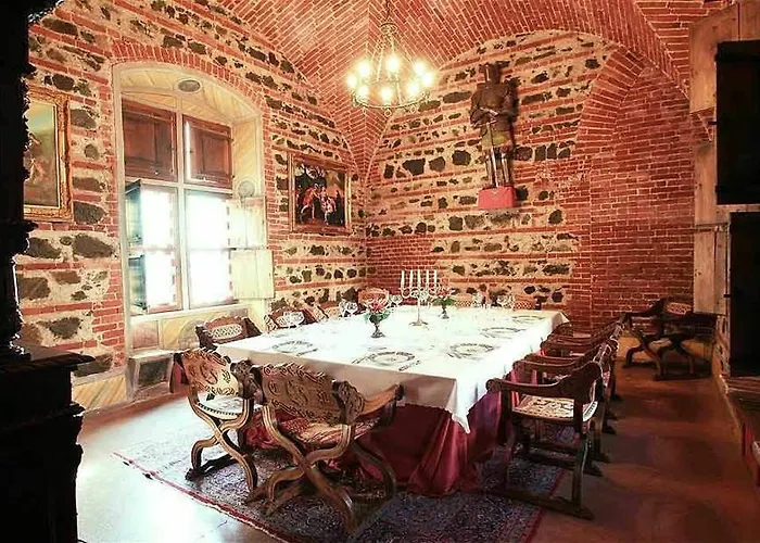 Hotel Castello Di Pavone Pavone Canavese