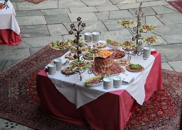 Hotel Castello Di Pavone