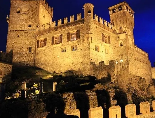 Castello Di Pavone Hotel